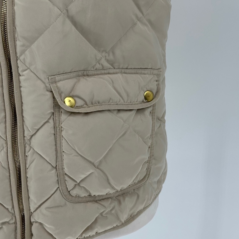 Woolrich Quilted Vest Beige Puffer Stand‎ Collar Zip Front Pockets Women M - Picture 3 of 8